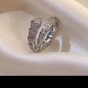 Sparkling Silver Crystal Ring